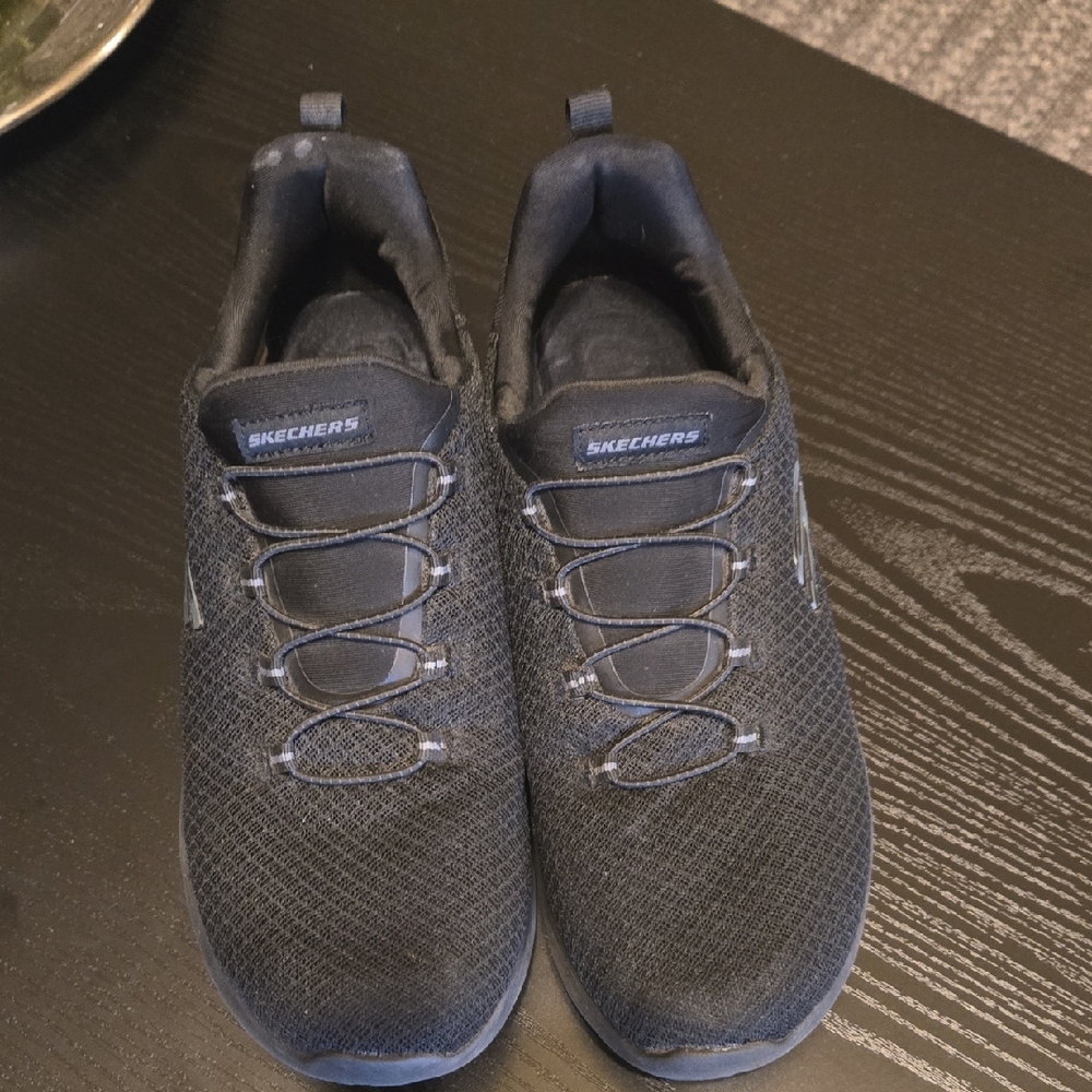 Skechers Summits Black Sneakers Size 10